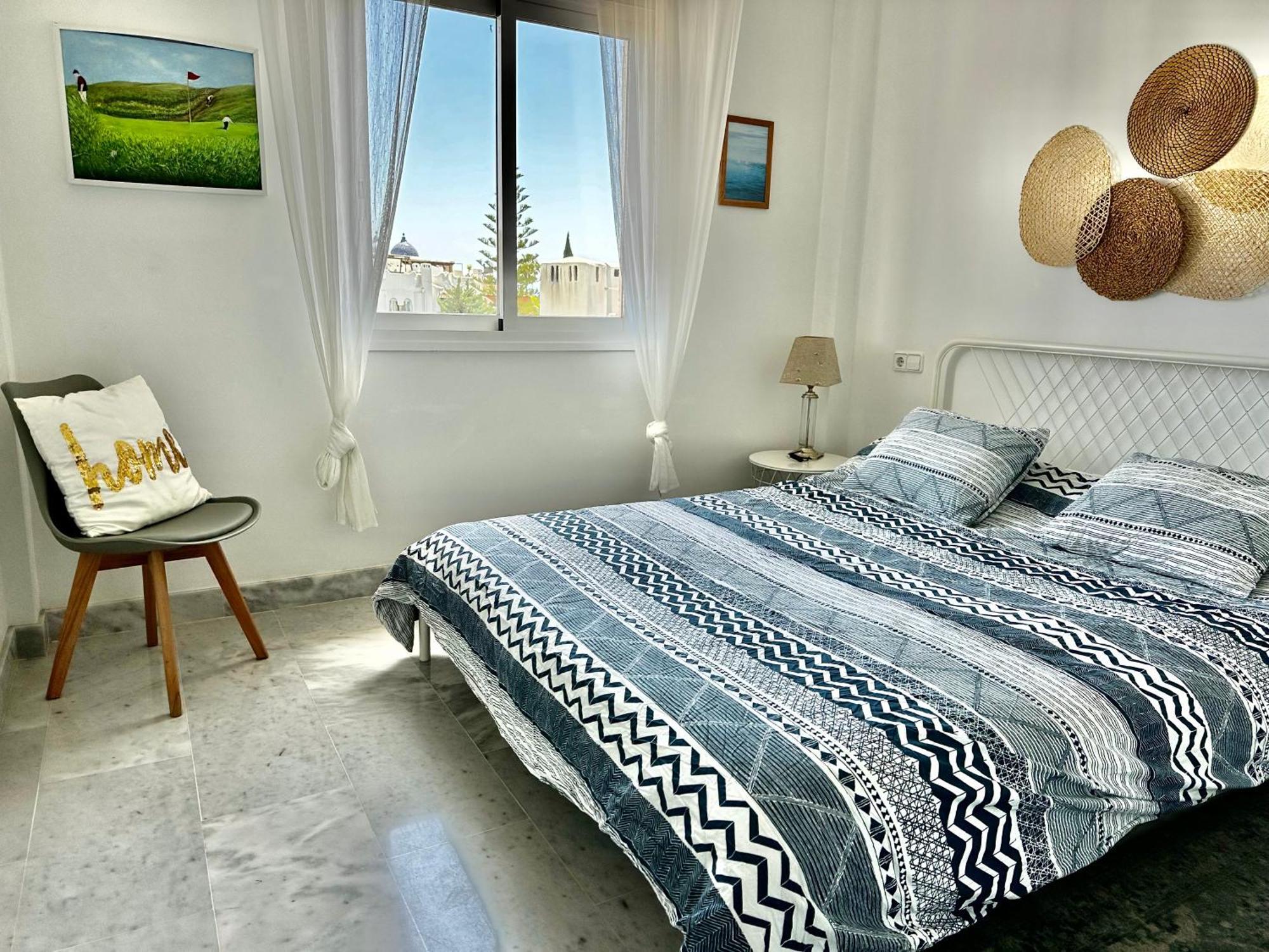 Bright Apartment 300M From The Beach Sitio de Calahonda Exterior foto